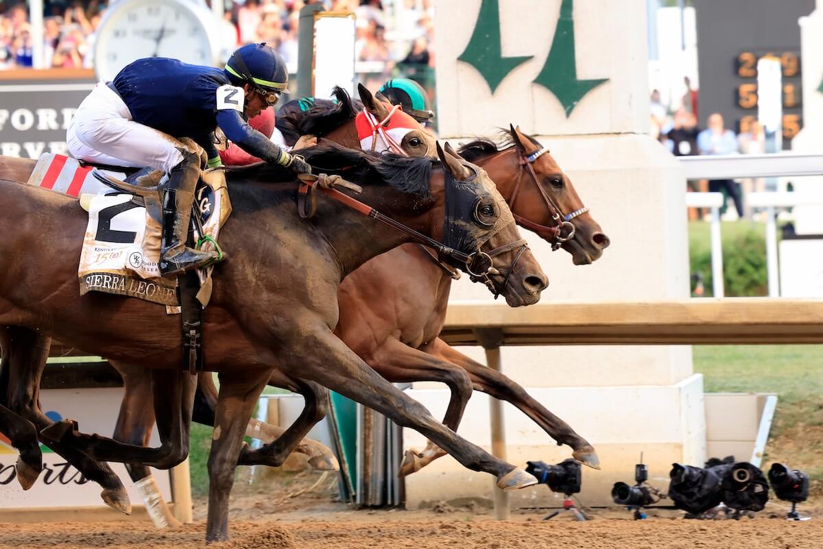 Kentucky Derby: Mystik Dan wins in photo finish; betting favorite Fierceness finishes 15th
