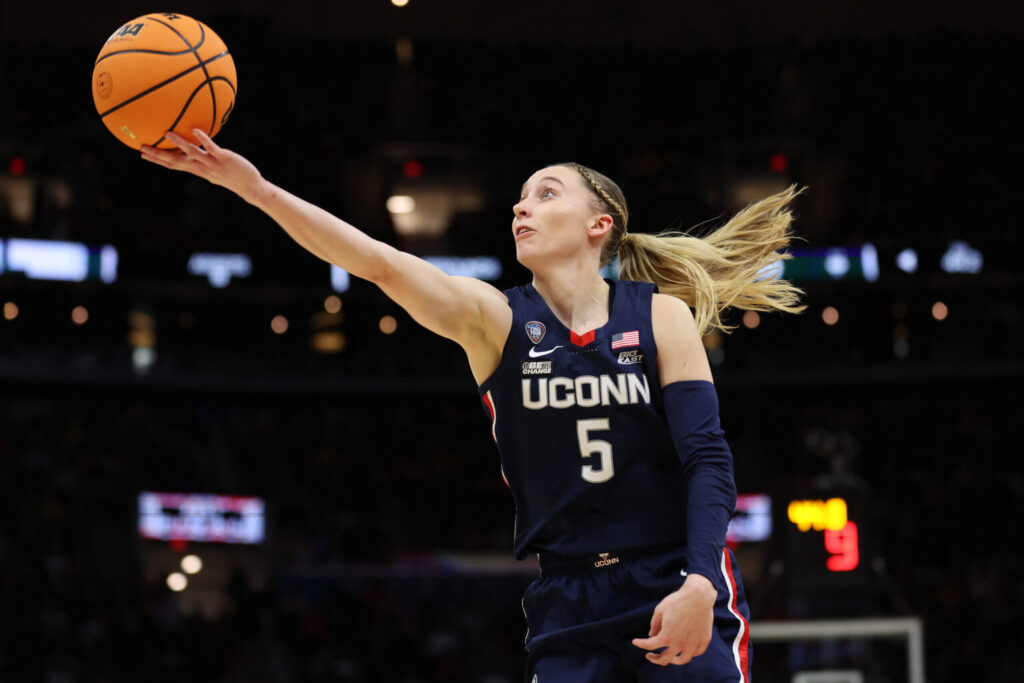 Paige Bueckers aims to make this her final season at UConn … and to go out with a bang
