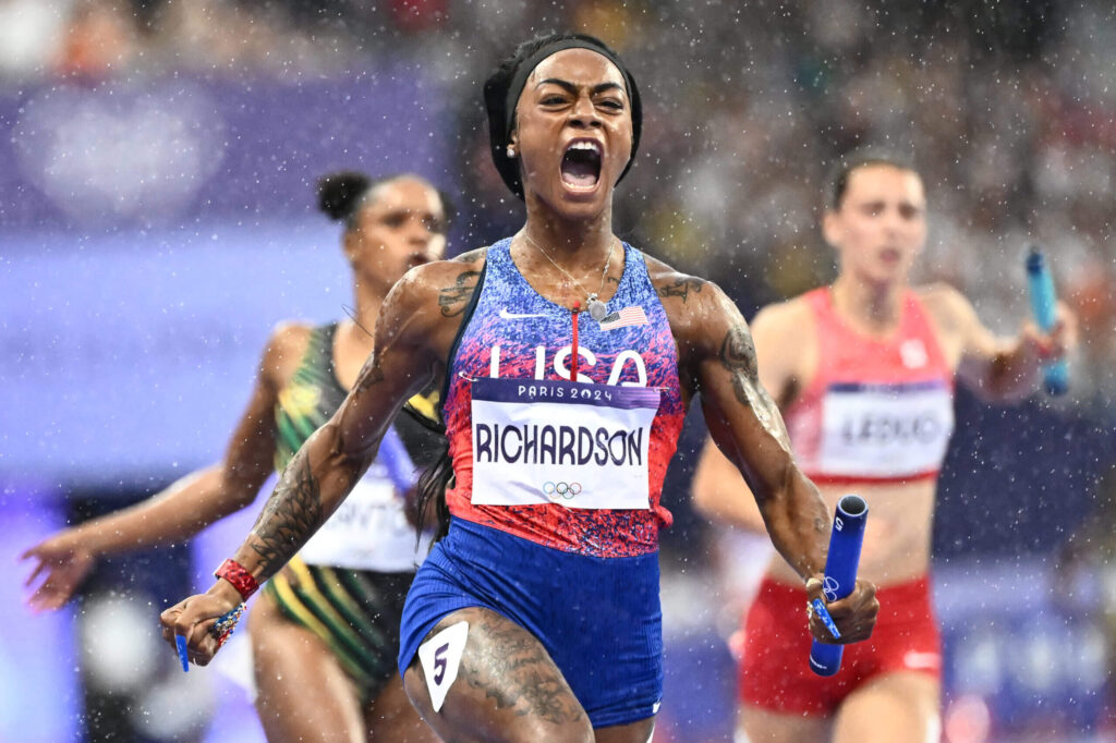 U.S. women win gold in 4×100 relay as Sha’Carri Richardson pulls away in anchor leg